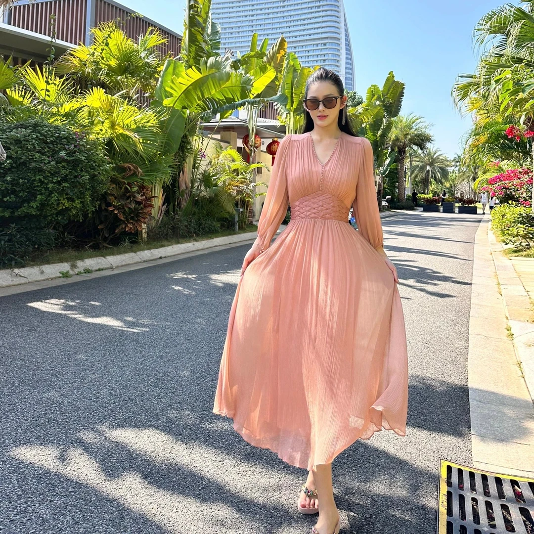 2025妍姐真丝时尚法式宽松高端走秀气质轻奢真丝连衣裙粉色23128