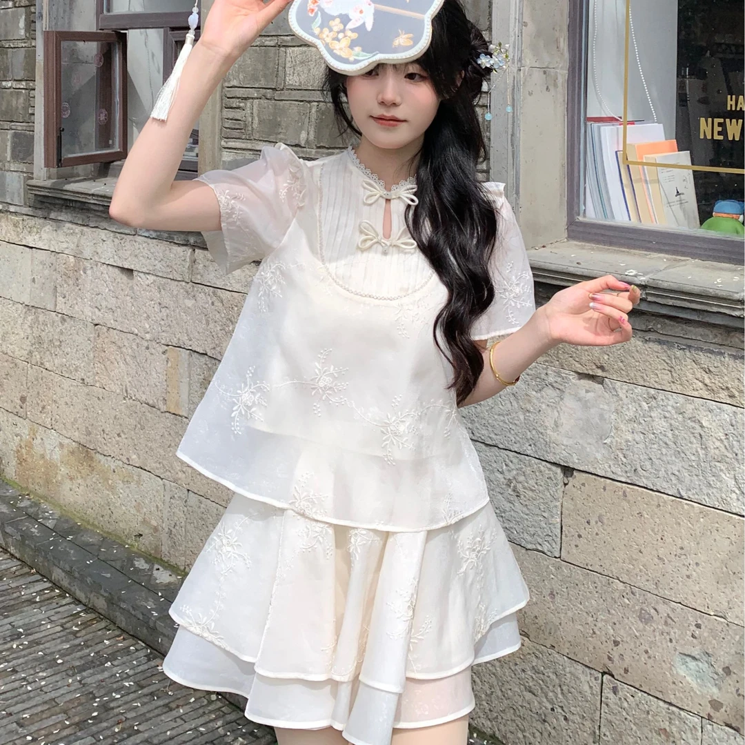Blovelan琉璃香玉啊 纯色绣花雪纺衫上衣+绣花雪纺短款半裙套装