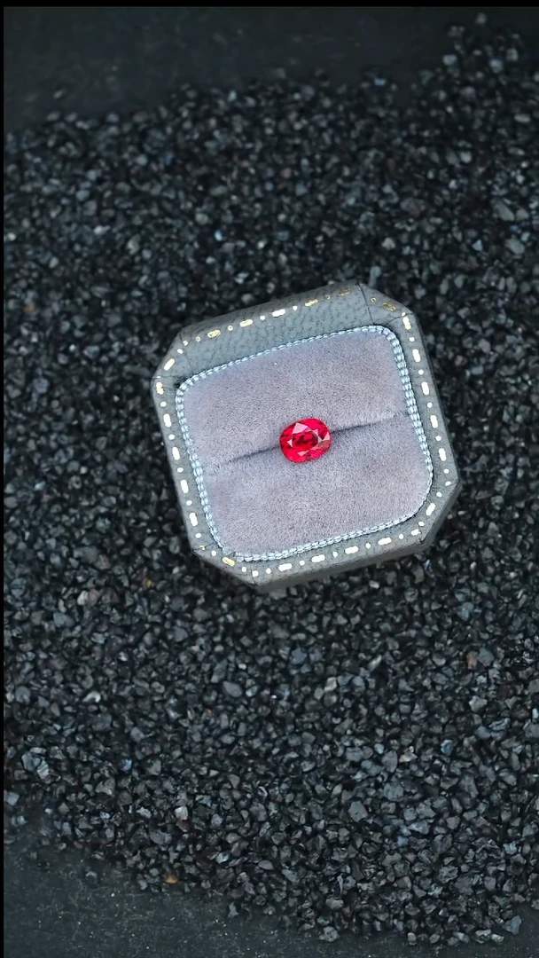 【闪购商品】红宝石裸石未镶嵌1.01克拉无烧鸽血红