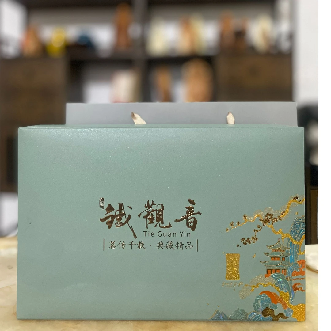 茗传千载安溪铁观音浓香型大味花香十足礼盒装半斤