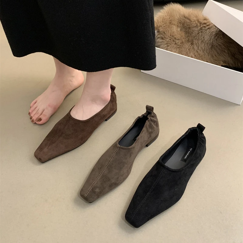 美拉德法式复古气质单鞋女平底2024新款秋冬绒面一脚蹬休闲豆豆鞋