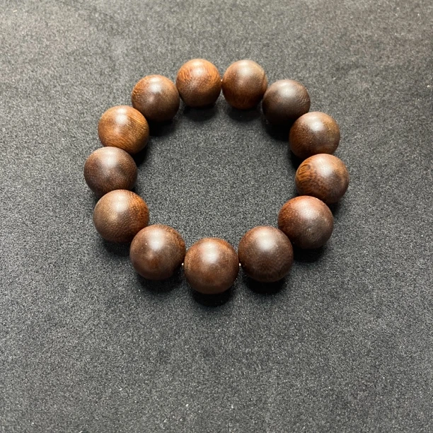 沉香【乌身圆叶】B001芽庄玉化白奇1.8单圈手串