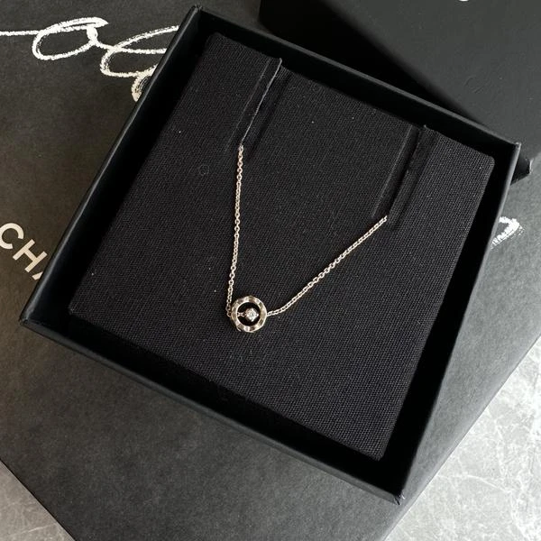 Chanel 香奈儿 高级珠宝Coco crush 水冰月系列 单钻手链 18k米金