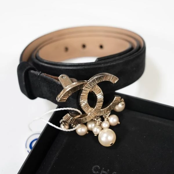 Chanel 珍珠吊坠双C扣腰带75CM