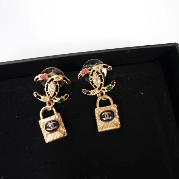 Chanel 小锁包吊坠双C耳钉