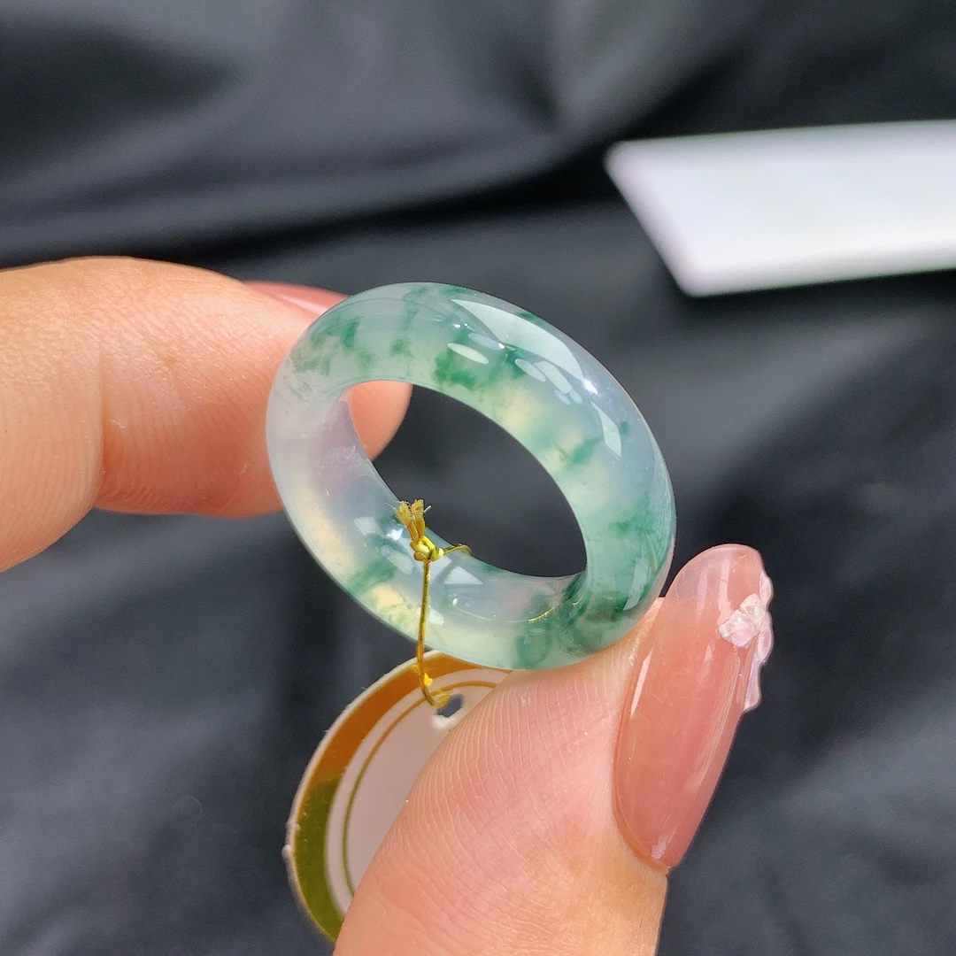 9号圈天然缅甸翡翠A货冰飘花翡翠戒指15.6-6.1-3.8mm