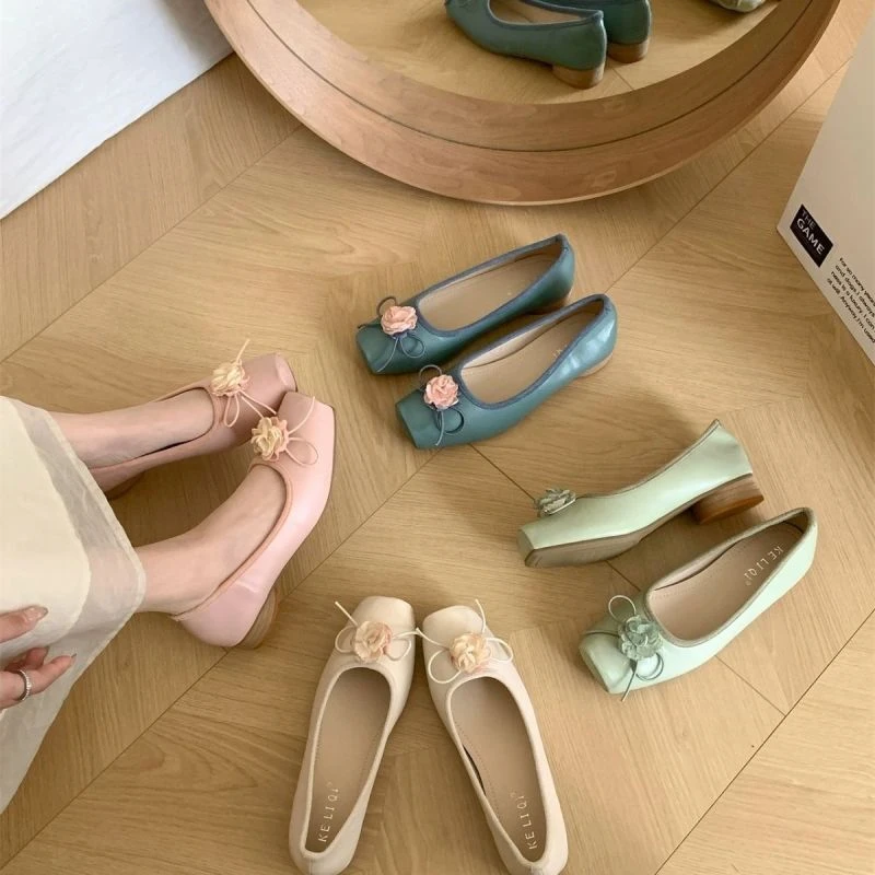 法式温柔网红芭蕾鞋软底单鞋女鞋复古国风花朵蝴蝶结粗跟玛丽珍鞋