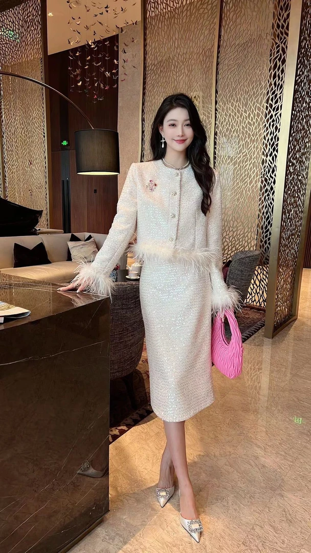 气质高级感小香风套装女2024秋季新款毛毛短款外套半身裙两件套