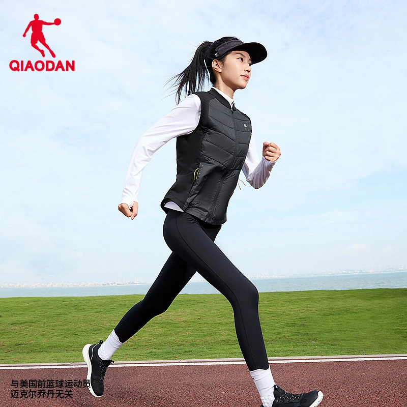 运动马夹女士2024年冬季新款舒适时尚保暖马甲上衣外套女