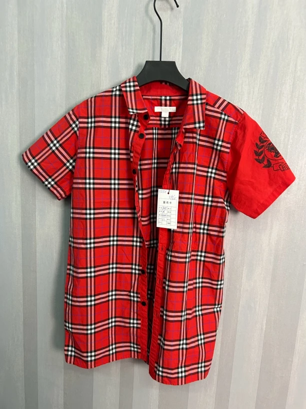 Burberry红色格纹半袖衬衫95新