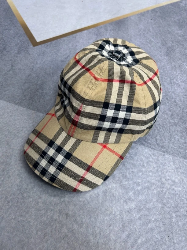 95新 BURBERRY/博柏利 Burberry经典格纹棒球帽鸭舌帽95新