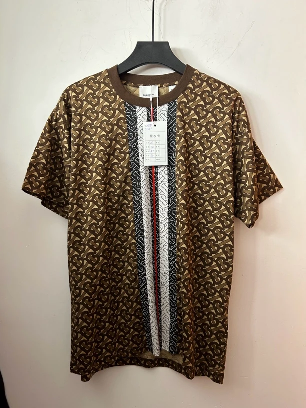 Burberry老花拼条纹半袖T恤95新
