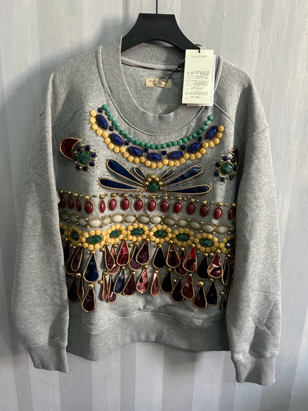 Burberry灰色卫衣长袖95新