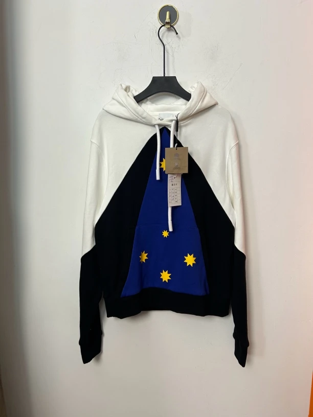 Burberry蓝色连帽卫衣99新