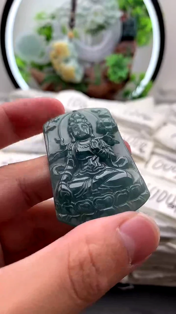【闪购商品】翡翠颈饰未镶嵌大势至【品质一般能接受再拍】