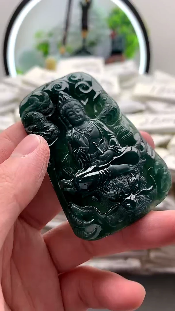 【闪购商品】翡翠颈饰未镶嵌观音