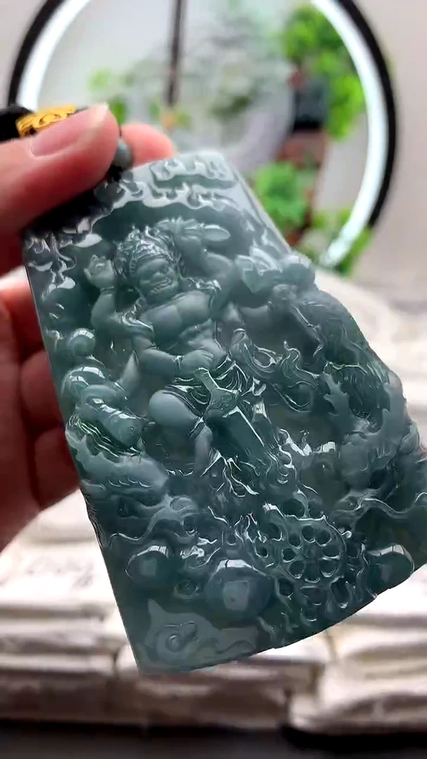 【闪购商品】翡翠颈饰未镶嵌不动明王