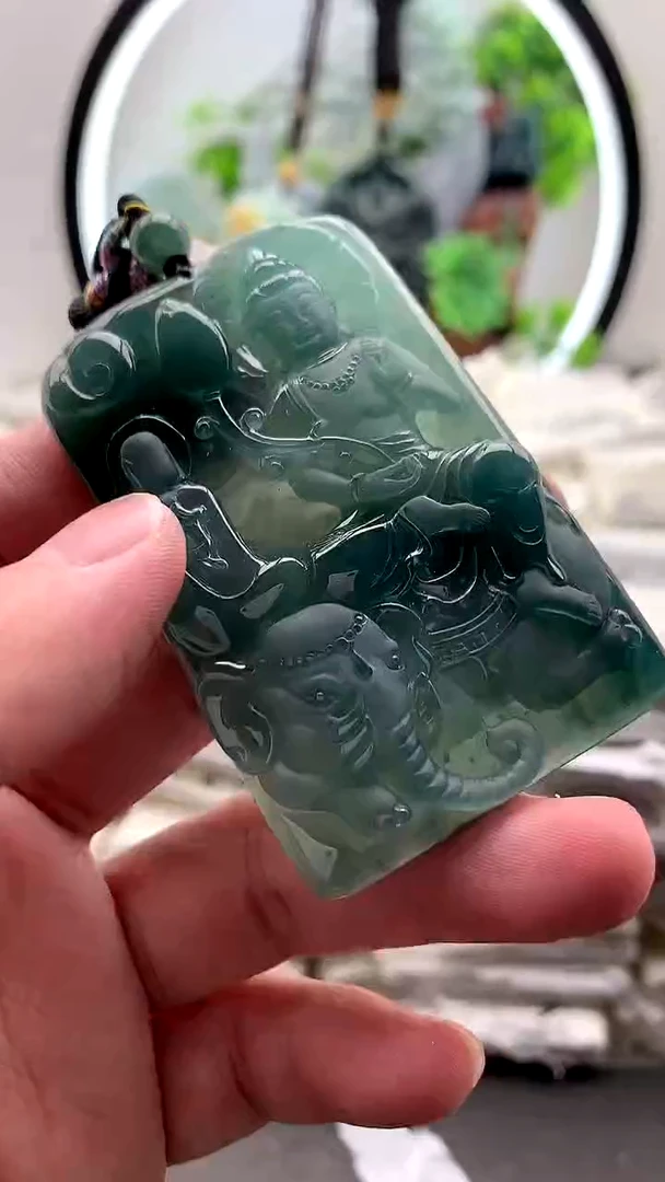 【闪购商品】翡翠颈饰未镶嵌普贤