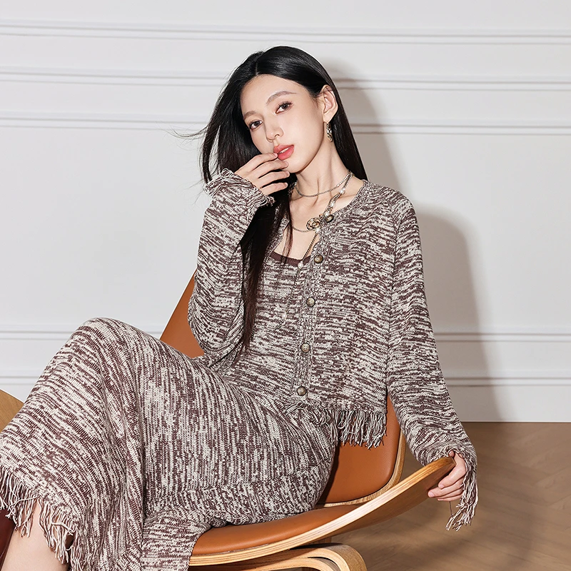 卡拉佛美拉德短款针织开衫流苏条纹秋季显瘦圆领毛衫843P149