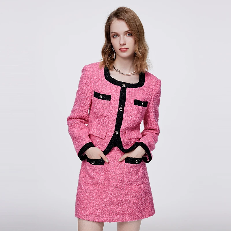 【商场同款】卡拉佛黑色千金风短款秋季小香风粉色外套241E219