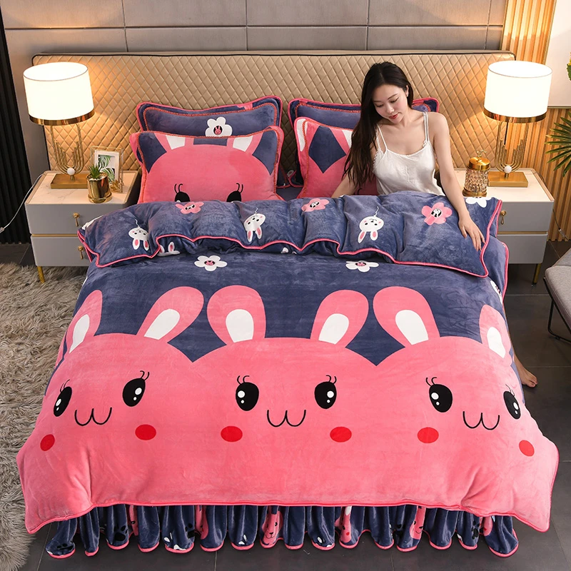 2024《新品爆款》高克重加厚保暖床裙式床单款牛奶绒四件套床单被套