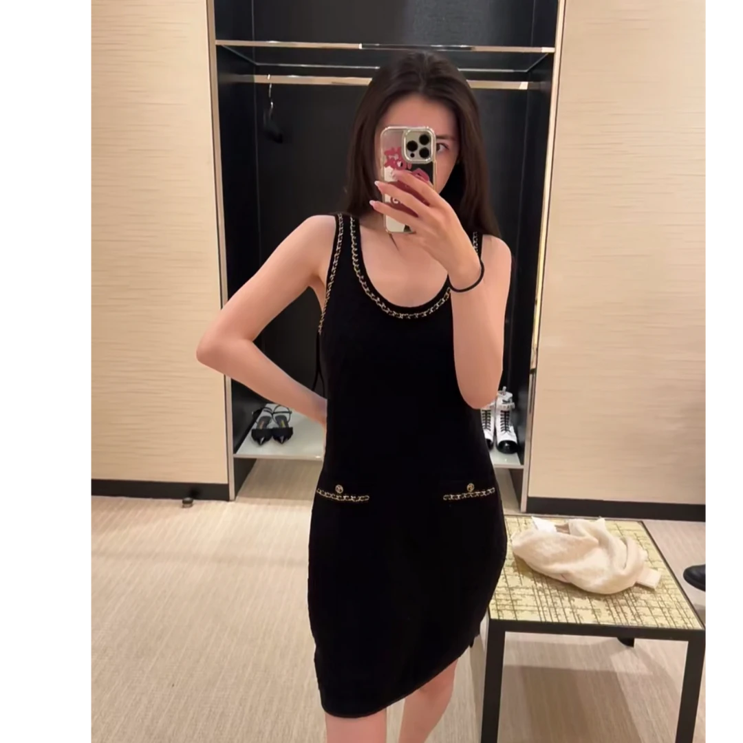 99新 Chanel/香奈儿 23黑色皮穿链连衣裙/36码/编号454