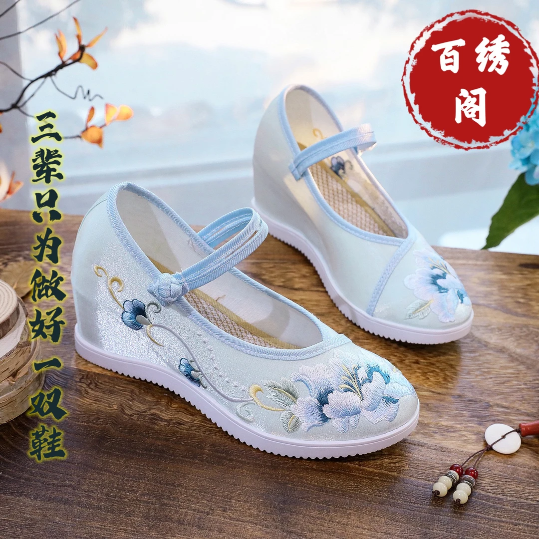 2025年春夏季新款内增高布鞋女搭配汉服马面裙高跟厚底绣花鞋