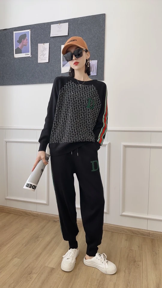 2024秋冬新款针织运动烫钻长袖套装百搭时尚休闲网红黑色宽松D