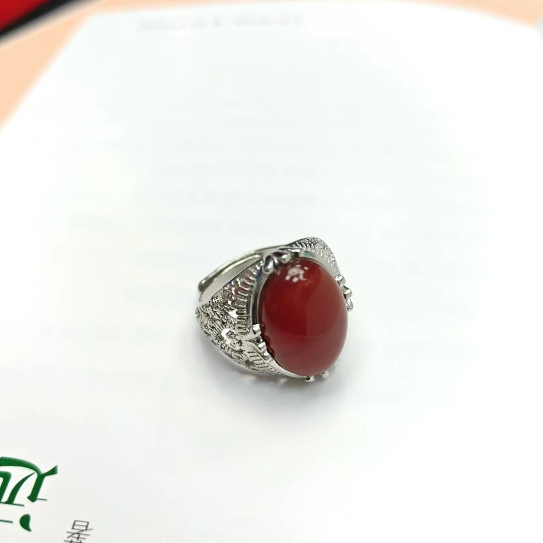 1032天然牛血红男士玉石玛瑙戒指（多样性发）