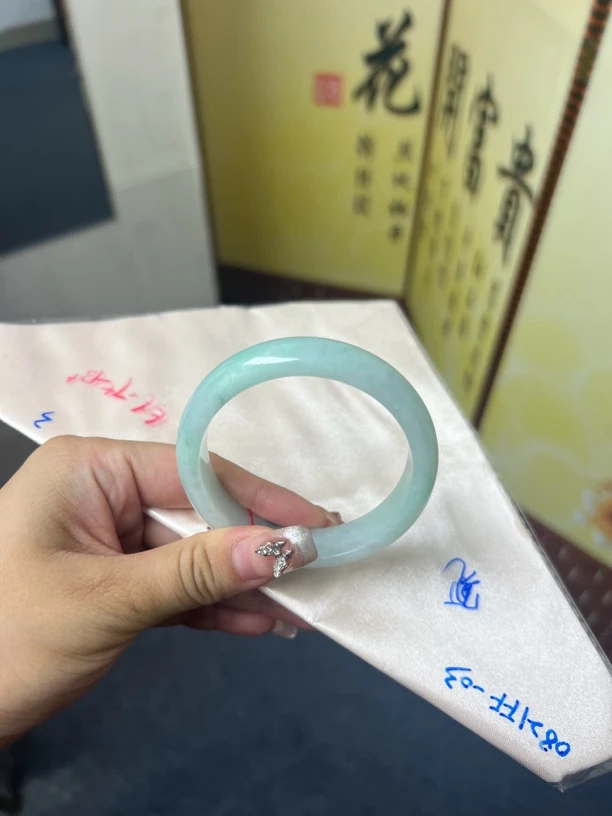 天然缅甸翡翠A货56正圈