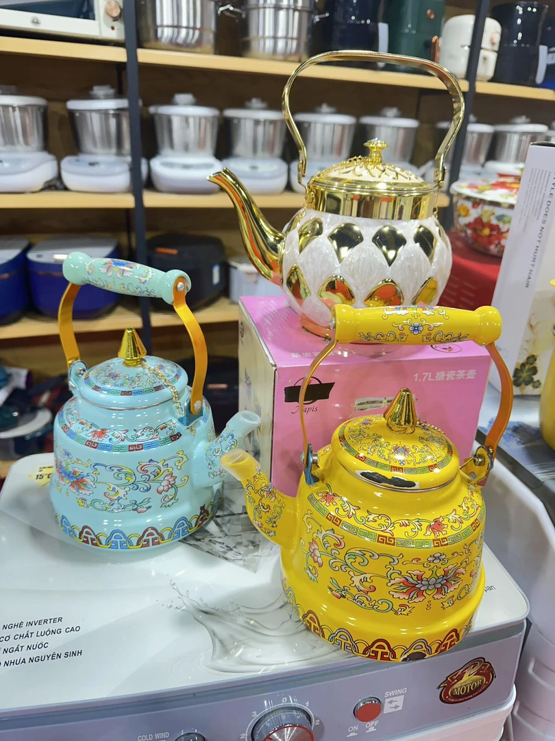 加厚大容量珐琅满花搪瓷水壶奶茶壶平底壶电磁炉通用茶壶凉水壶p