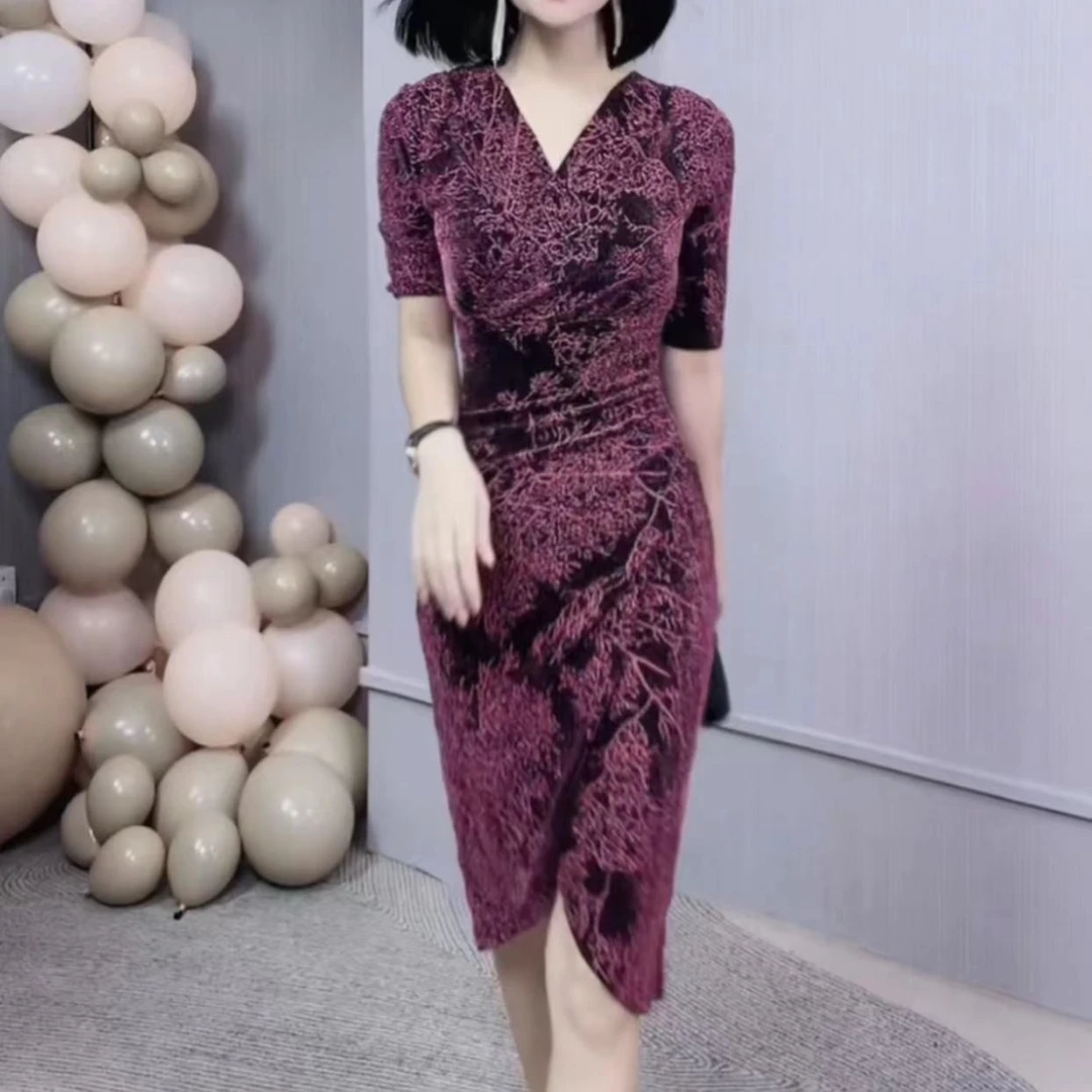 时尚百搭修身气质显瘦女人味连衣裙Q19562