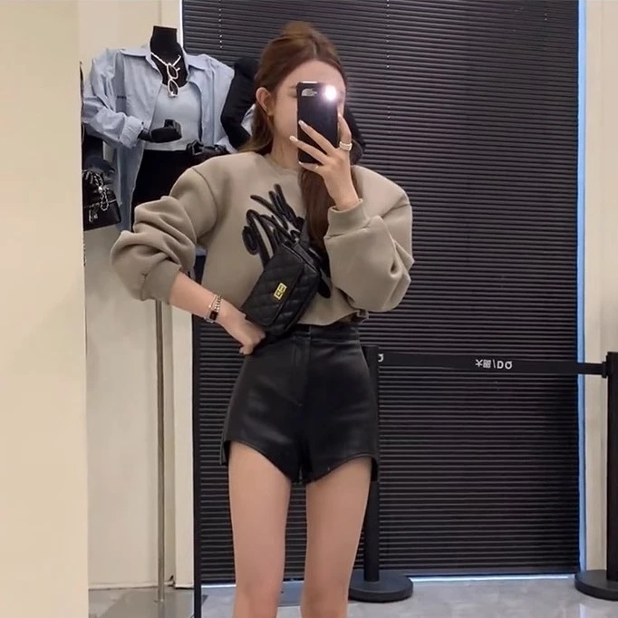 美式辣妹黑色PU皮裤女2025秋冬显瘦高腰阔腿裤小个子省心穿搭短裤