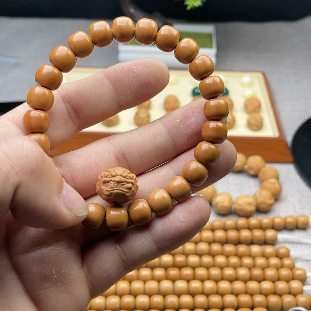 【闪购商品】猴头核桃吊坠等**.