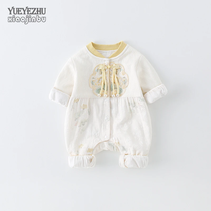 满月婴儿衣服春秋长袖女宝宝百天中式哈衣秋装洋气外出连体衣爬服