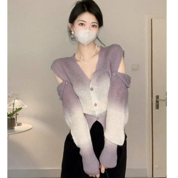 洋气时髦高级感渐变色针织开衫女秋温柔风氛围感小众镂空露肩毛衣