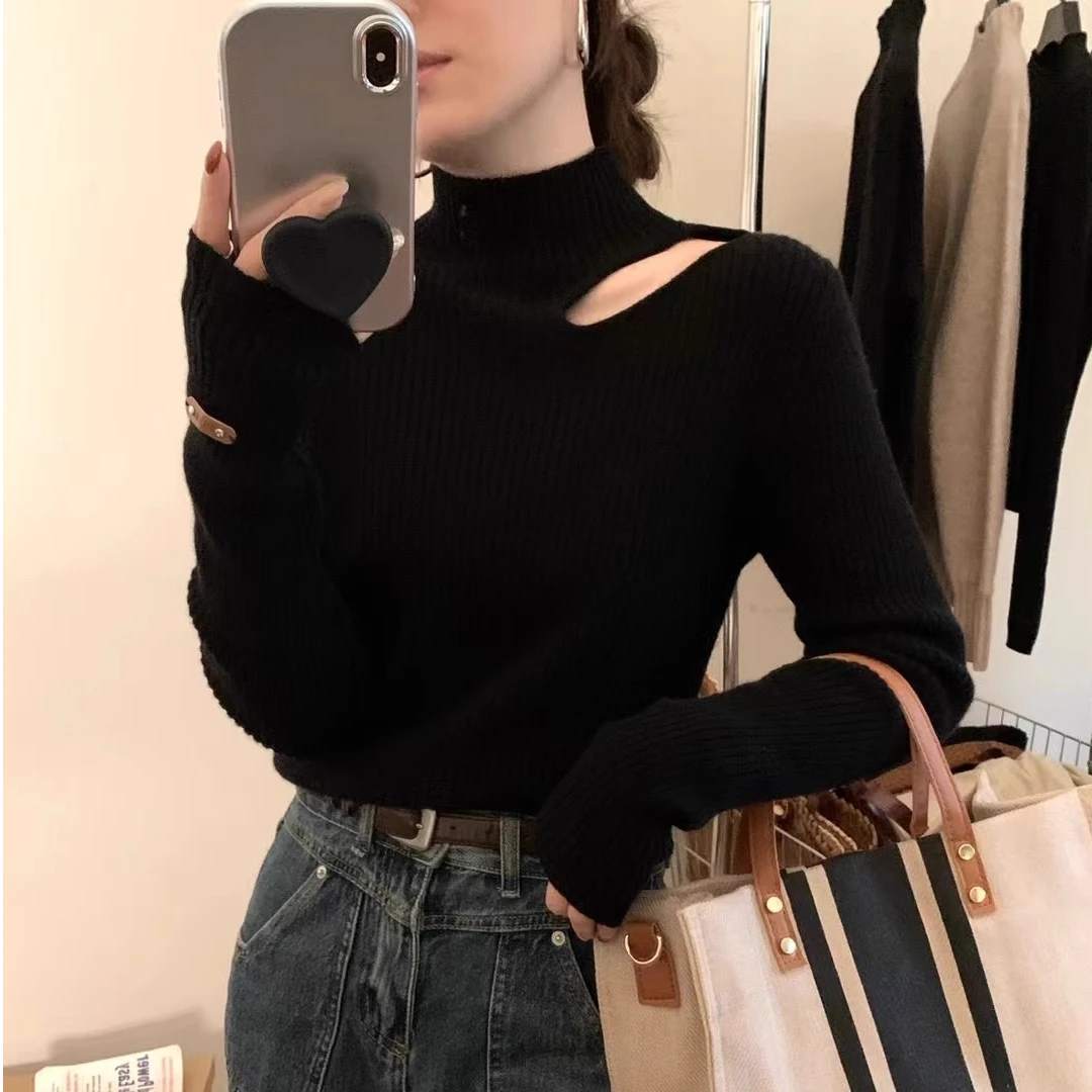 秋冬季黑色设计感镂空半高领毛衣露锁骨修身针织打底衫内搭上衣女