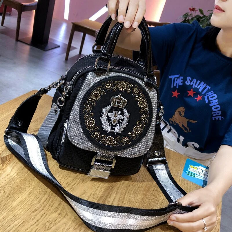 新款2025时尚多功能镶钻双肩包女包单肩包百搭洋气潮流背包旅行包