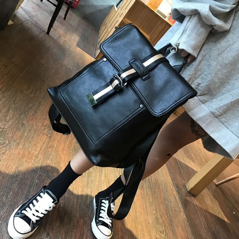 2025新款简约撞色真皮双肩包女包百搭大容量英伦风复古背包旅行包