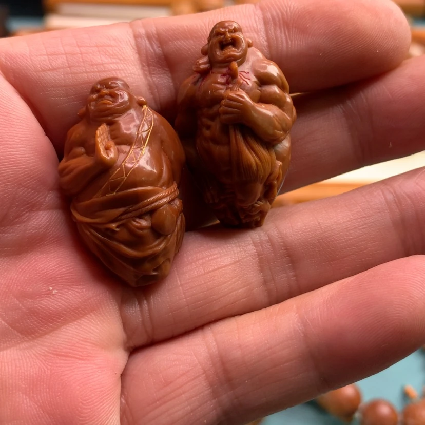 【闪购商品】橄榄核核雕租*哥橄榄核雕，恶僧一对