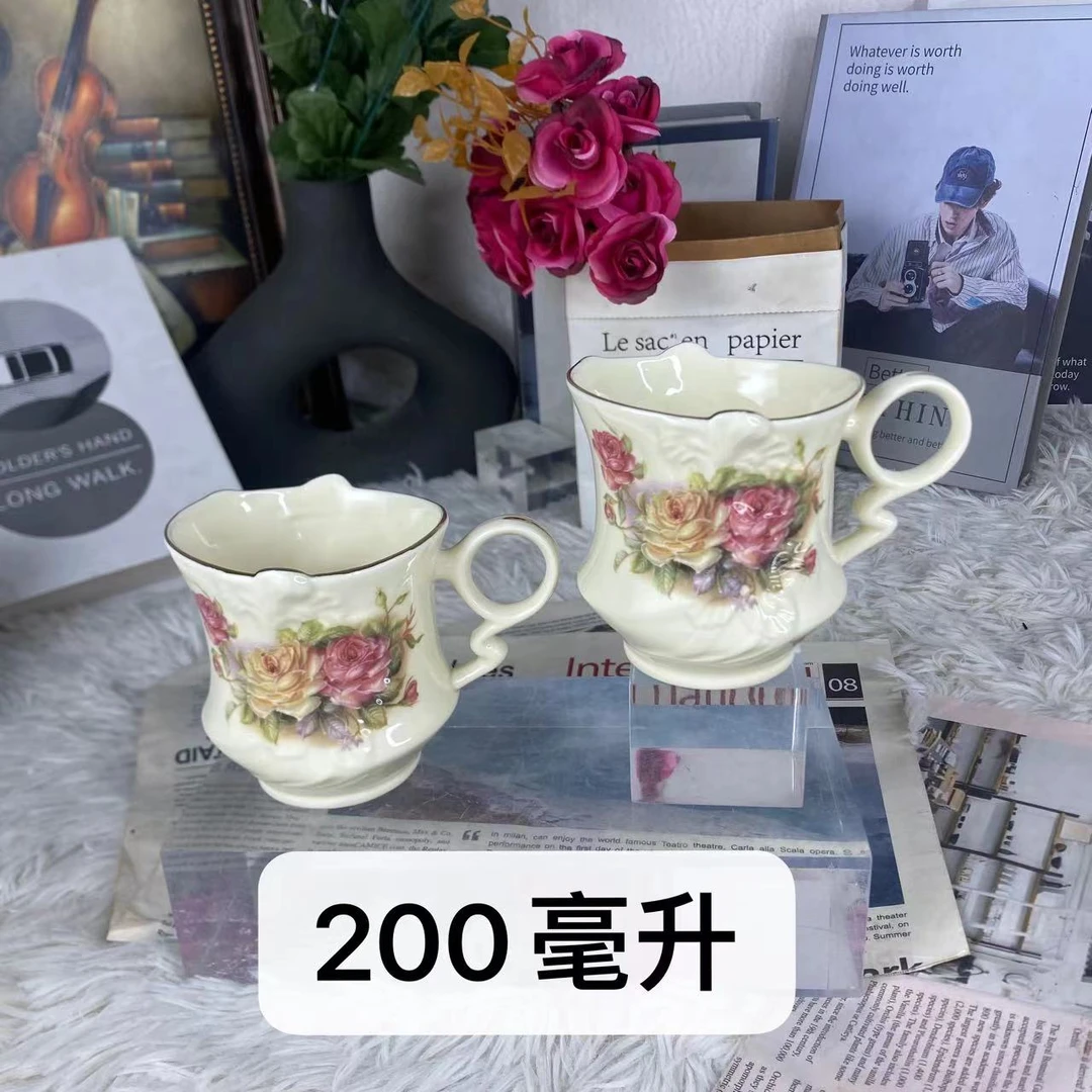 陶瓷欧式老镇玫瑰象牙黄人工描金浮雕宽口咖啡杯家用简约杯碟