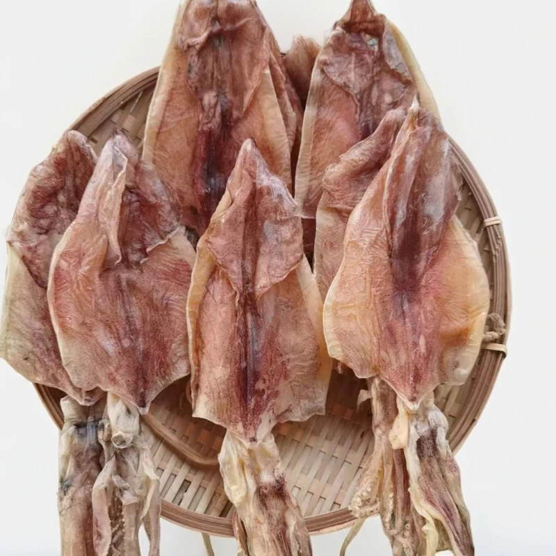 海南鱿鱼海鲜干货，头大肉厚，享受鱿鱼的独特风味
