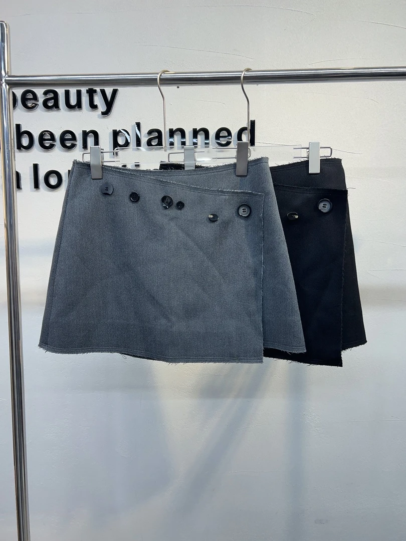 幕沐家（6126）【NO退NO换】秋冬款设计款短裙