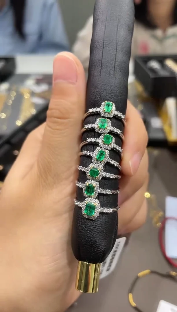 【闪购商品】祖母绿戒指/0.2ct18K金镶嵌TA1006-1620-448