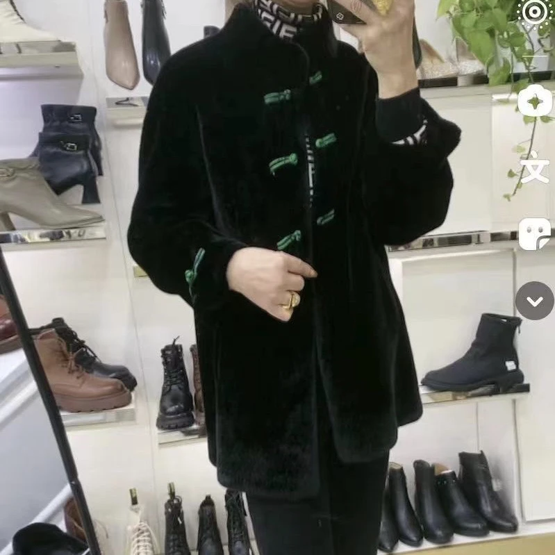 新中式蜜绒款皮毛一体短外套