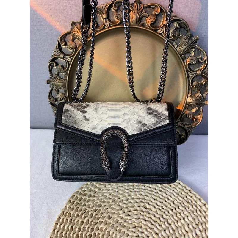 简单时尚高品质女包