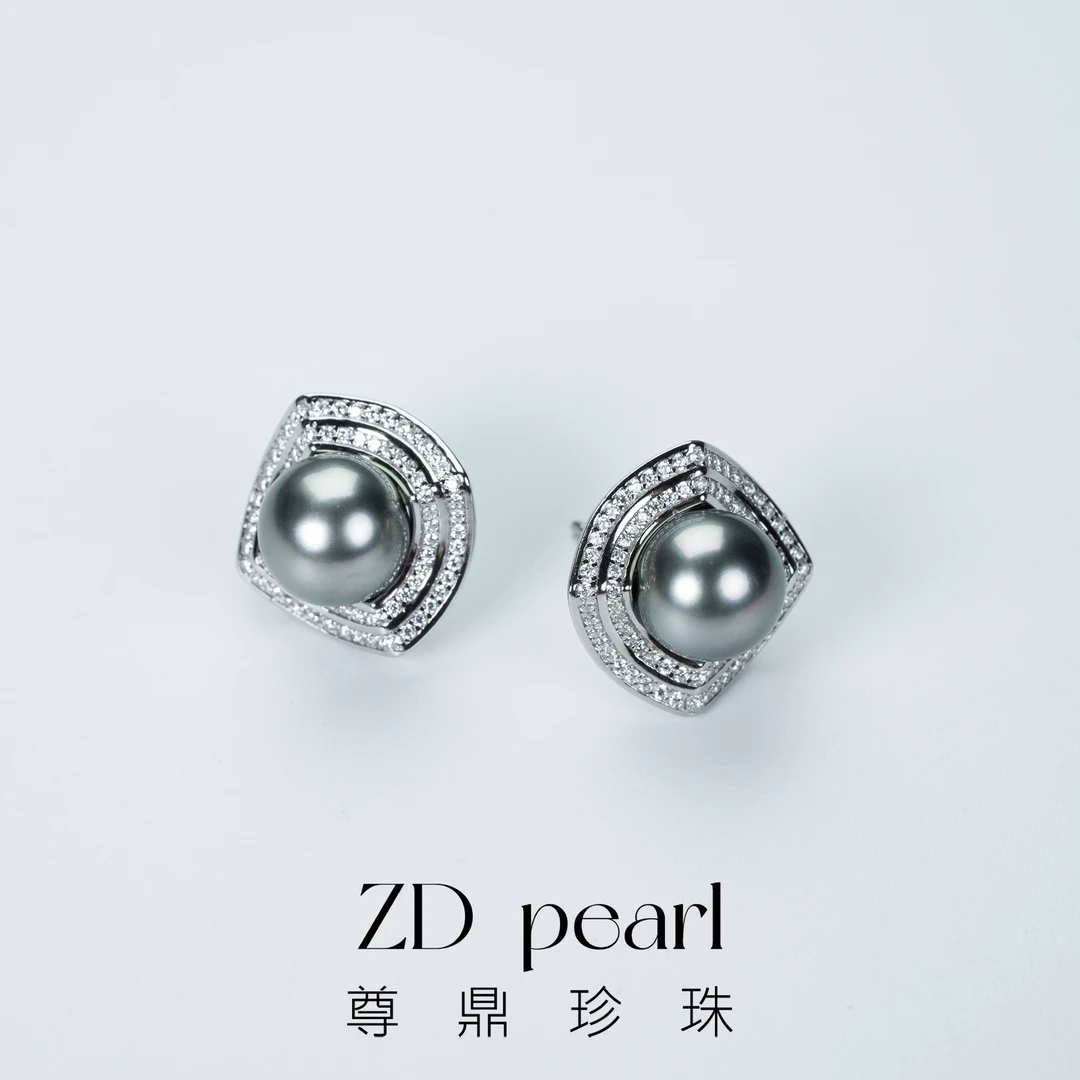尊鼎珍珠-S925银海水黑珍珠耳钉8-9mm-Nami