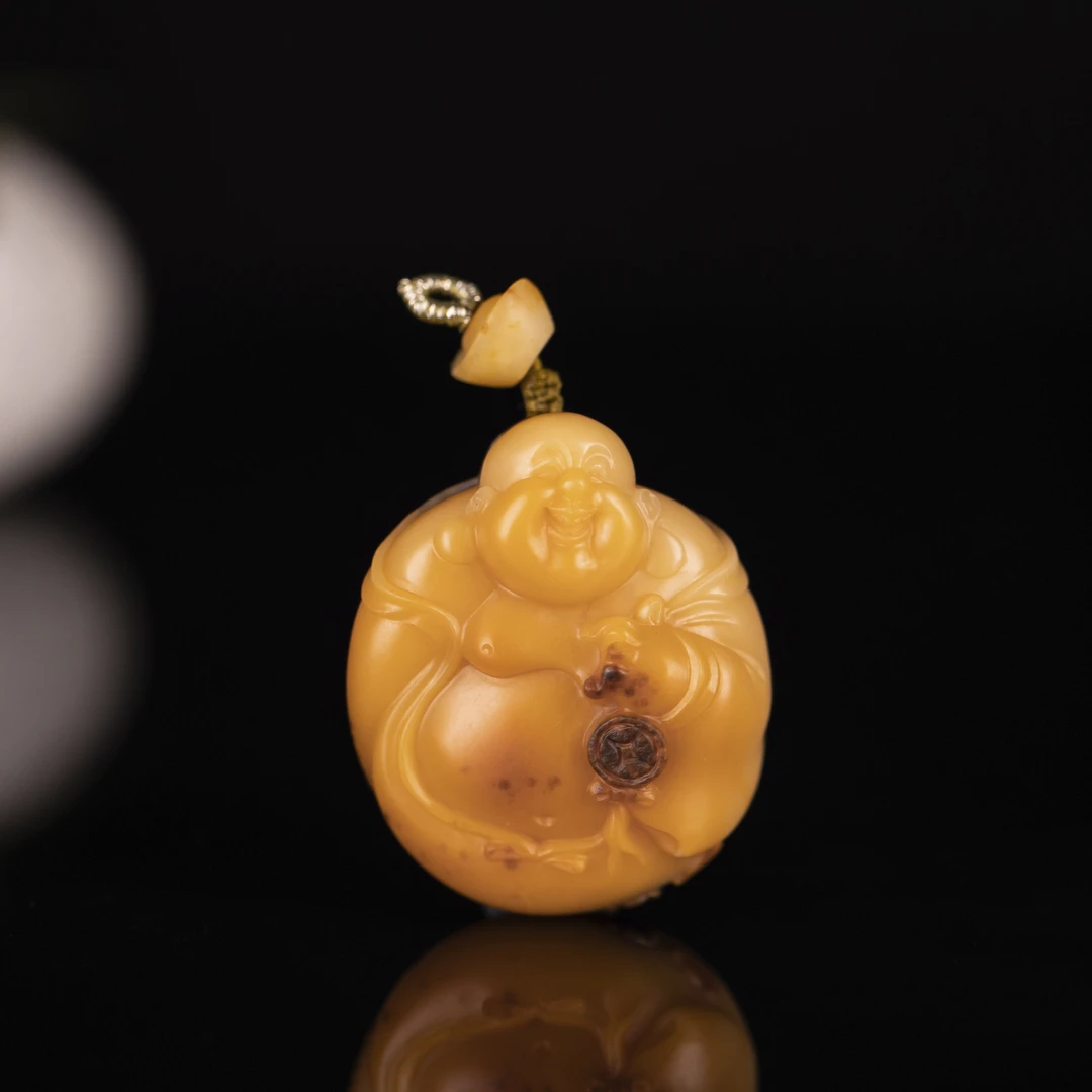 【21克弥勒佛】36*30*13.9mm和田玉黄沁玉种细腻温润背面