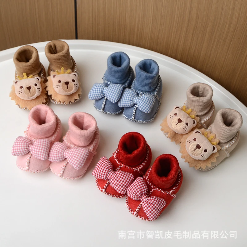 婴儿鞋子秋冬季0-9个月女宝宝保暖棉鞋袜软底步前鞋加绒幼儿鞋子