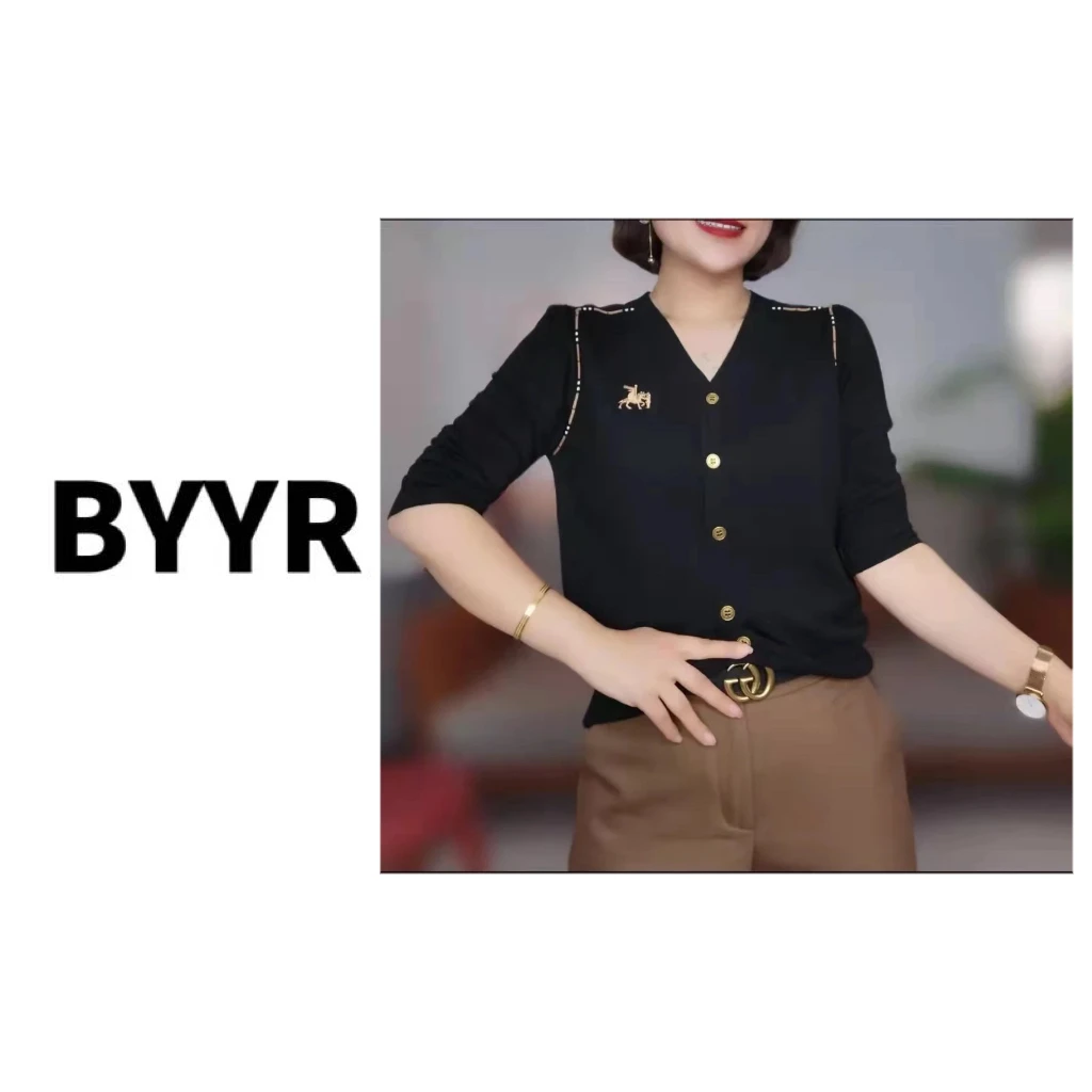 伴月伊人刺绣V领打底衫{直角肩即视感}（19188）